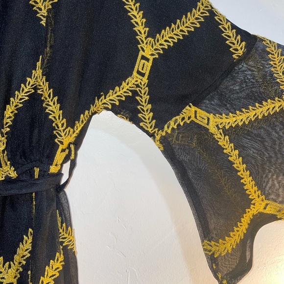 beautiful Black and gold embroidered long dress - Picture 2 of 5